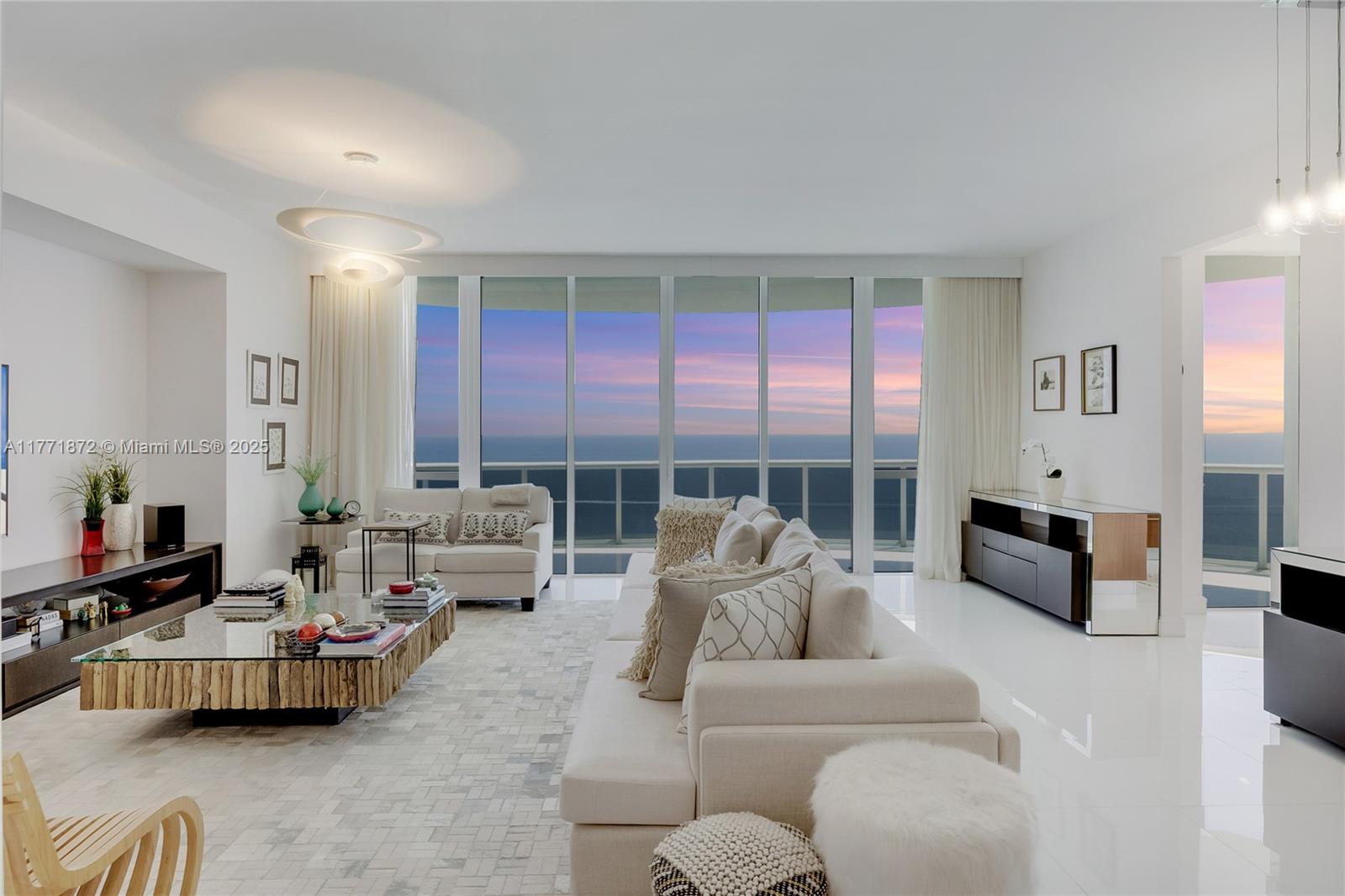 15811 Collins Ave 2101, Sunny Isles Beach, Miami-Dade County, Florida - 3 Bedrooms  
4 Bathrooms - 