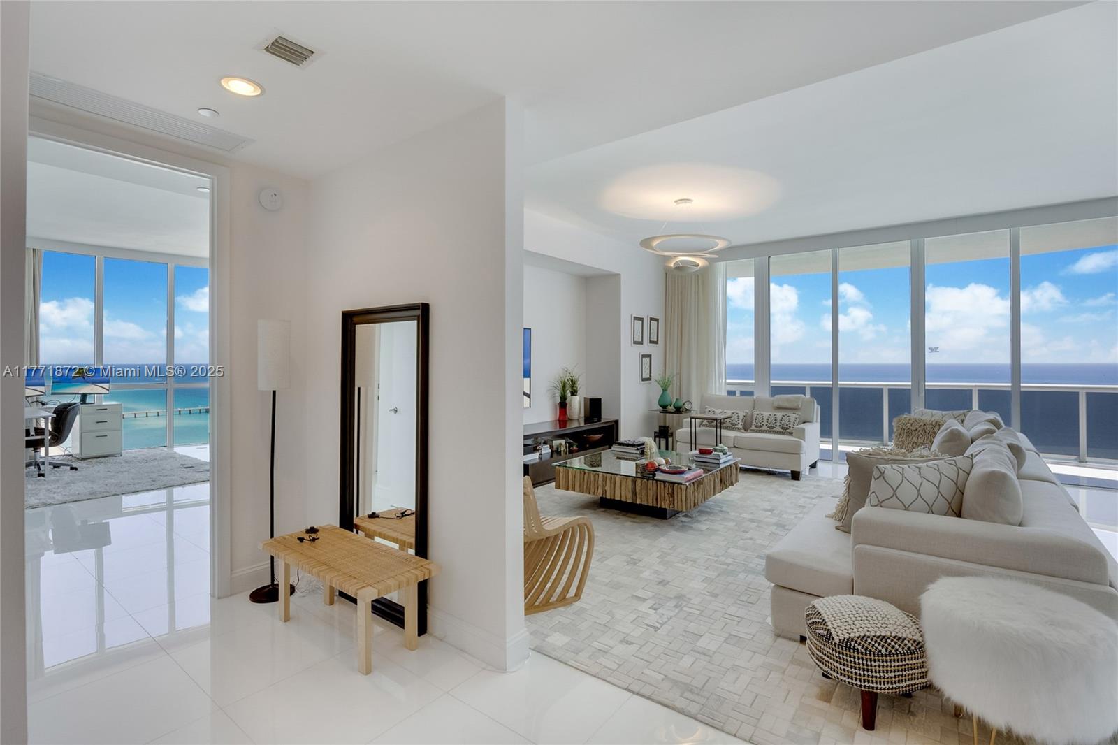 TDR TOWER III CONDO - Residential