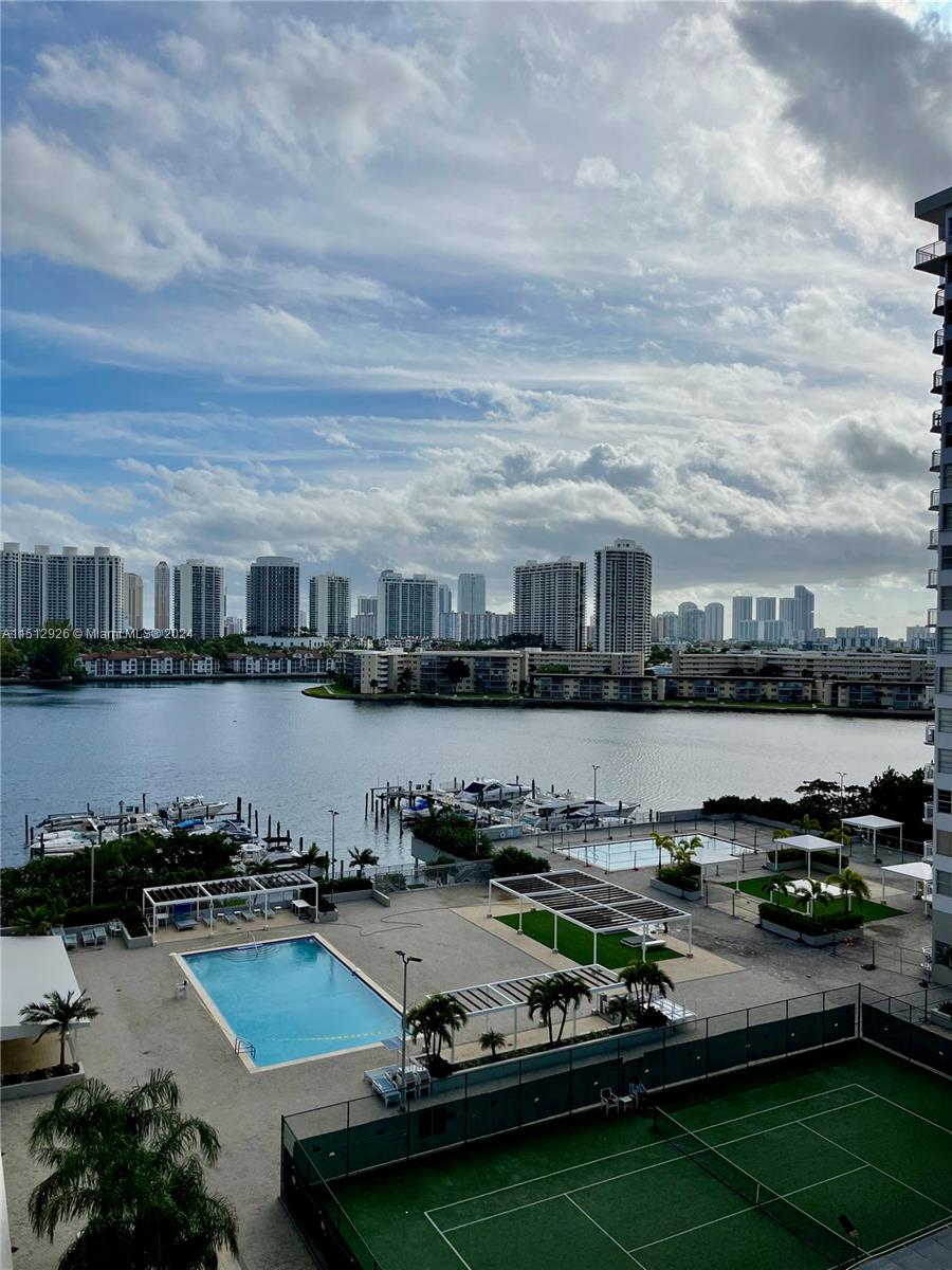 DEL PRADO MARINA - Residential