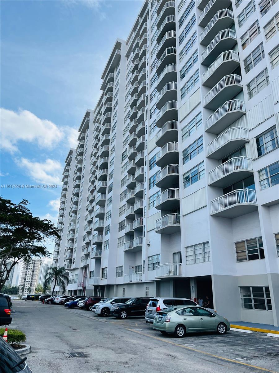 DEL PRADO MARINA - Residential