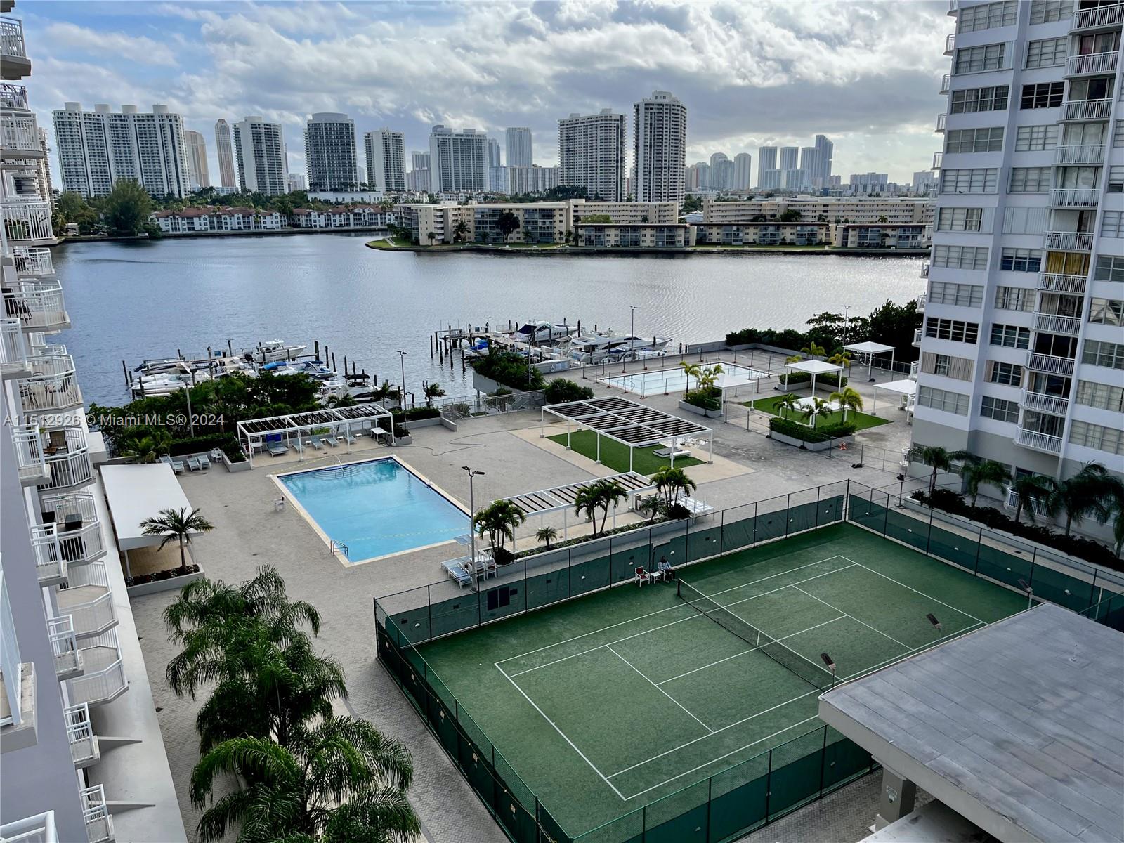 DEL PRADO MARINA - Residential