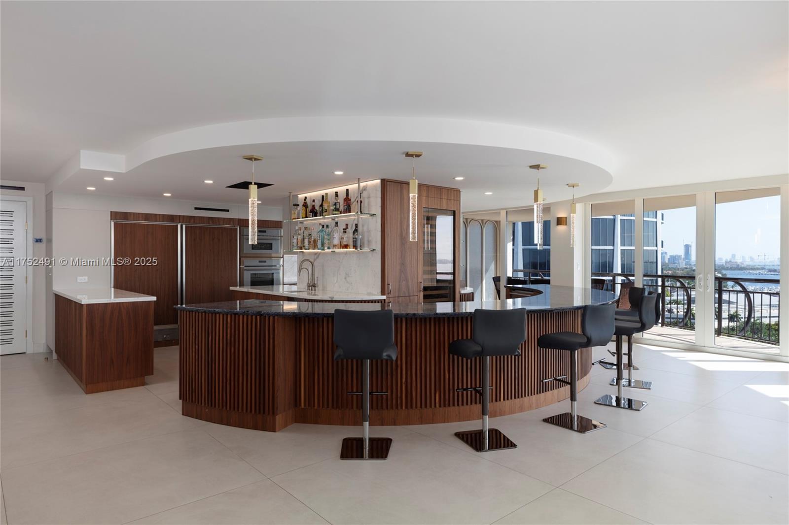 GROVE TOWERS CONDO - Residential