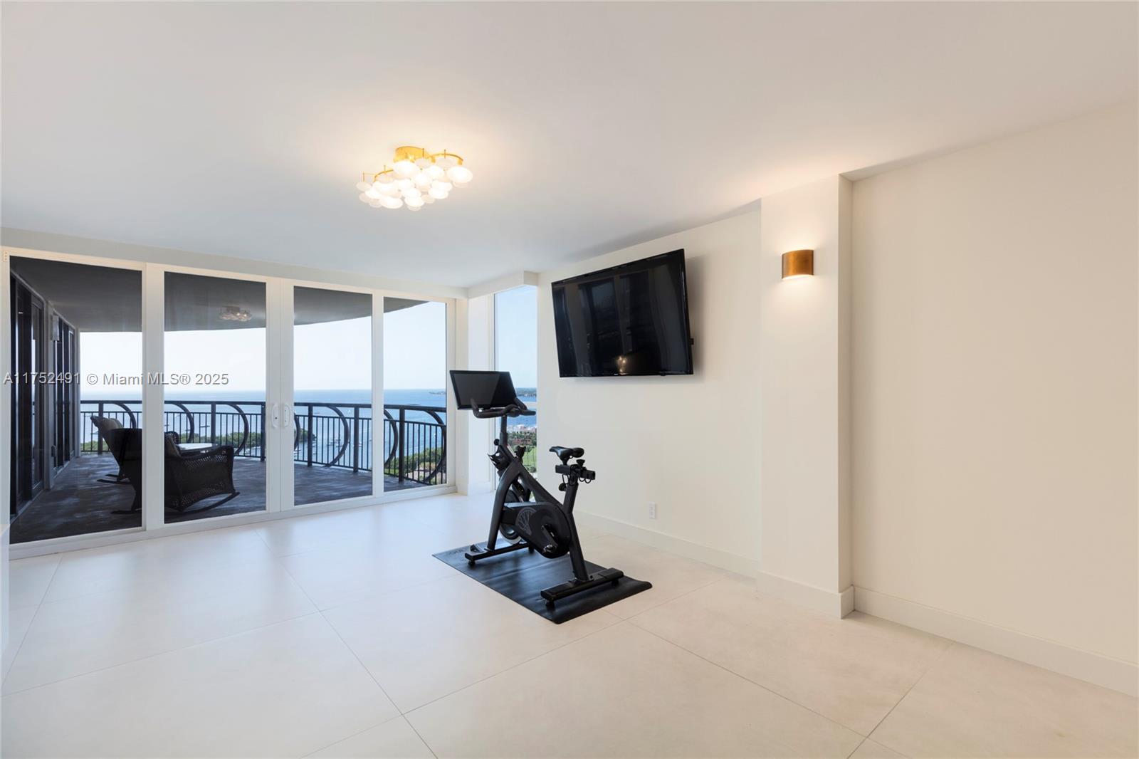 GROVE TOWERS CONDO - Residential