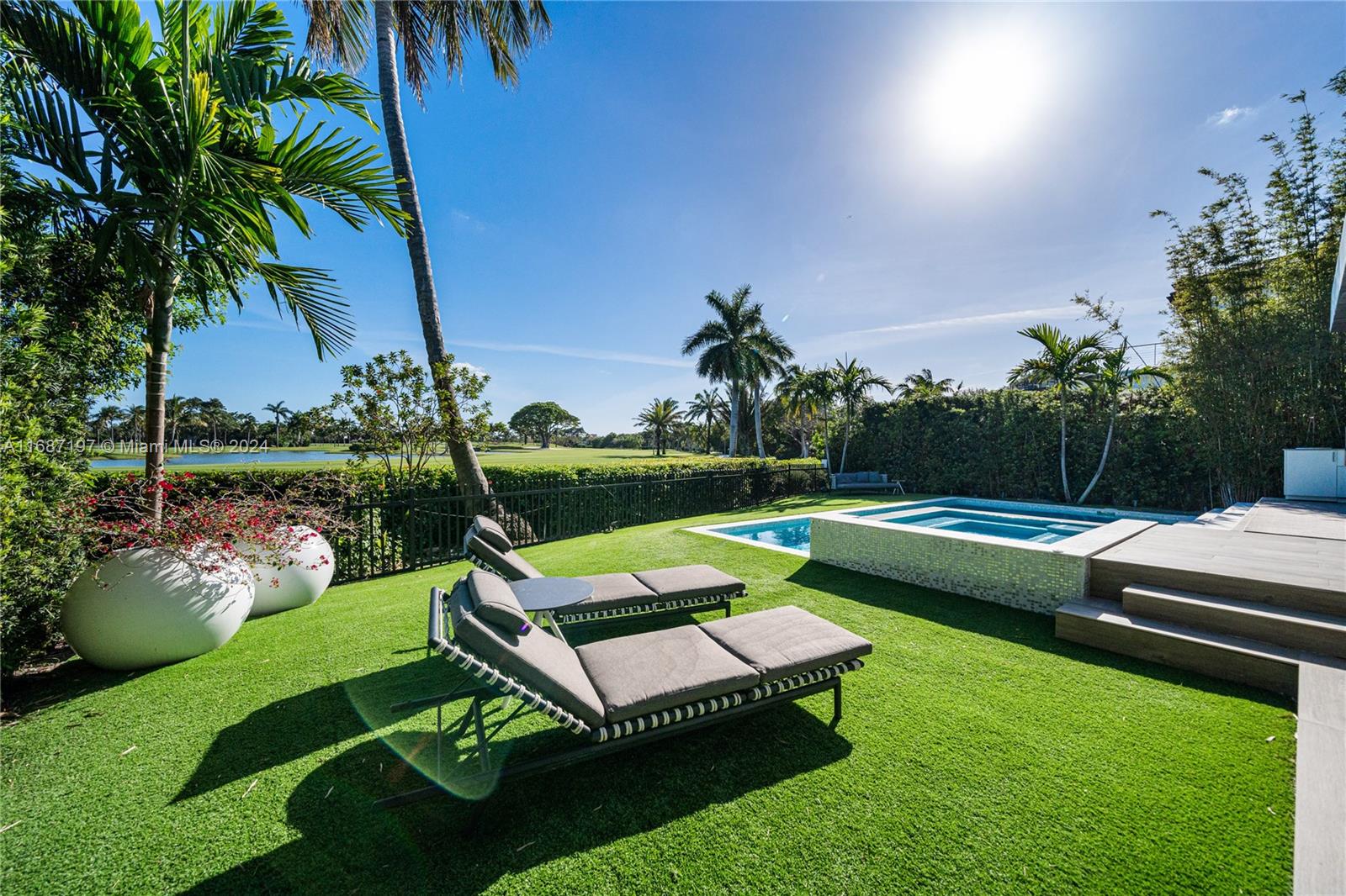 BEACH VIEW ADDN - Residential