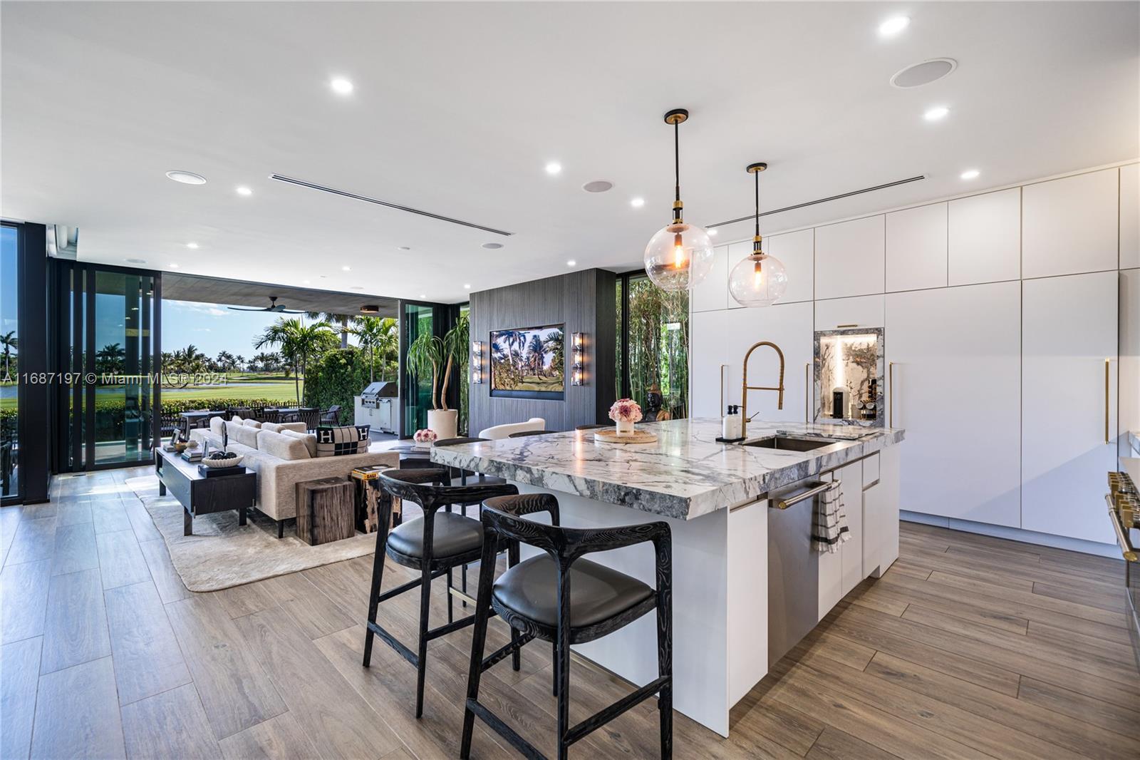 BEACH VIEW ADDN - Residential