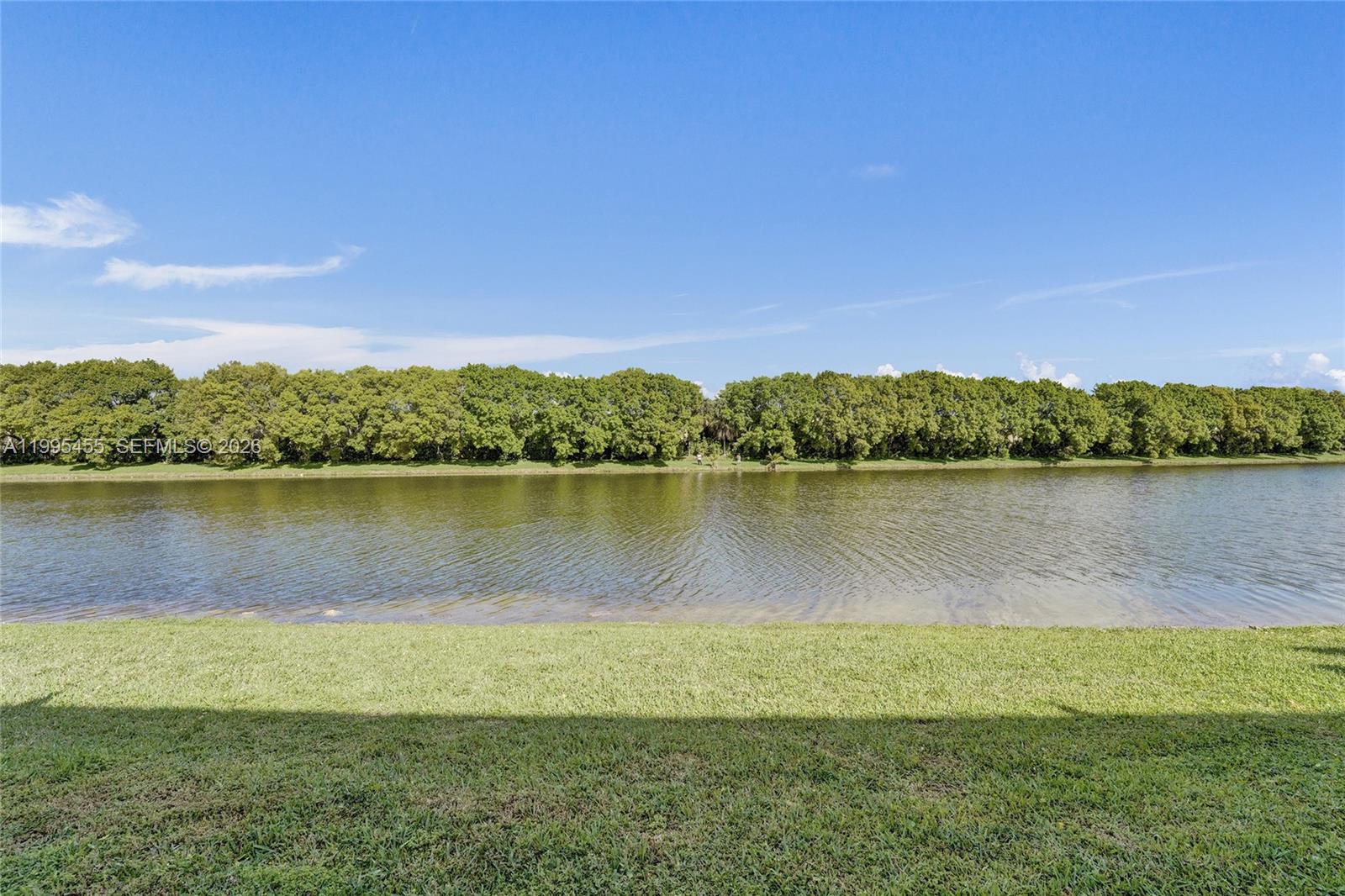 Escada Townvillas - Residential