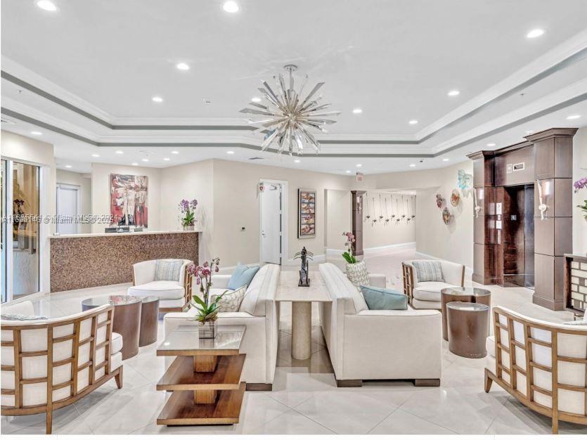 RENAISSANCE ON THE OCEAN - Residential
