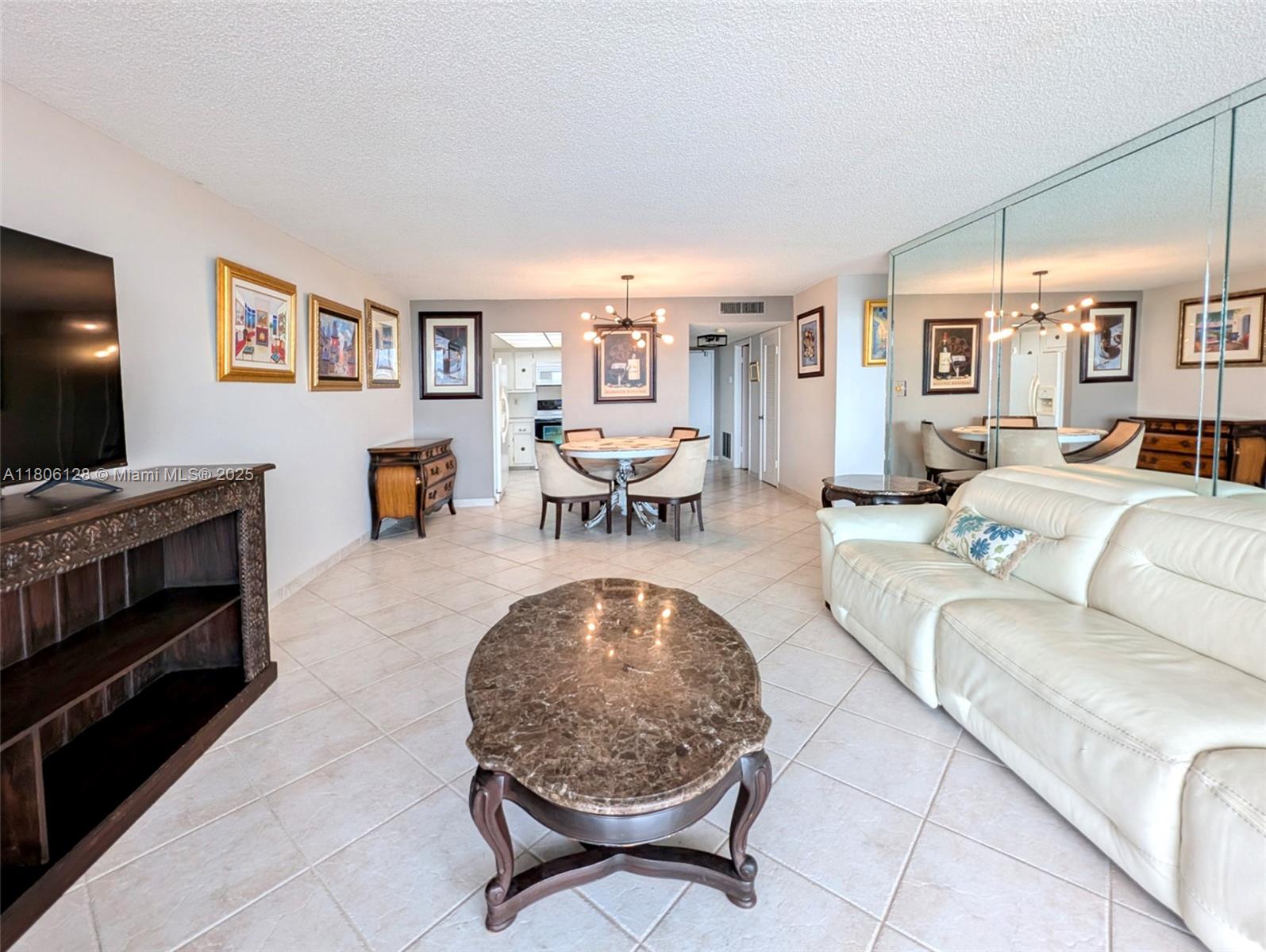 18011 Biscayne Blvd 803