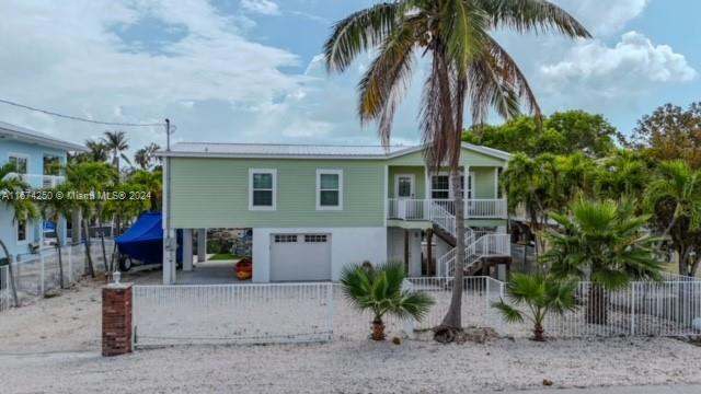 Property for Sale at 121 Venetian Dr, Islamorada, Monroe County, Florida - Bedrooms: 3 
Bathrooms: 2  - $1,650,000