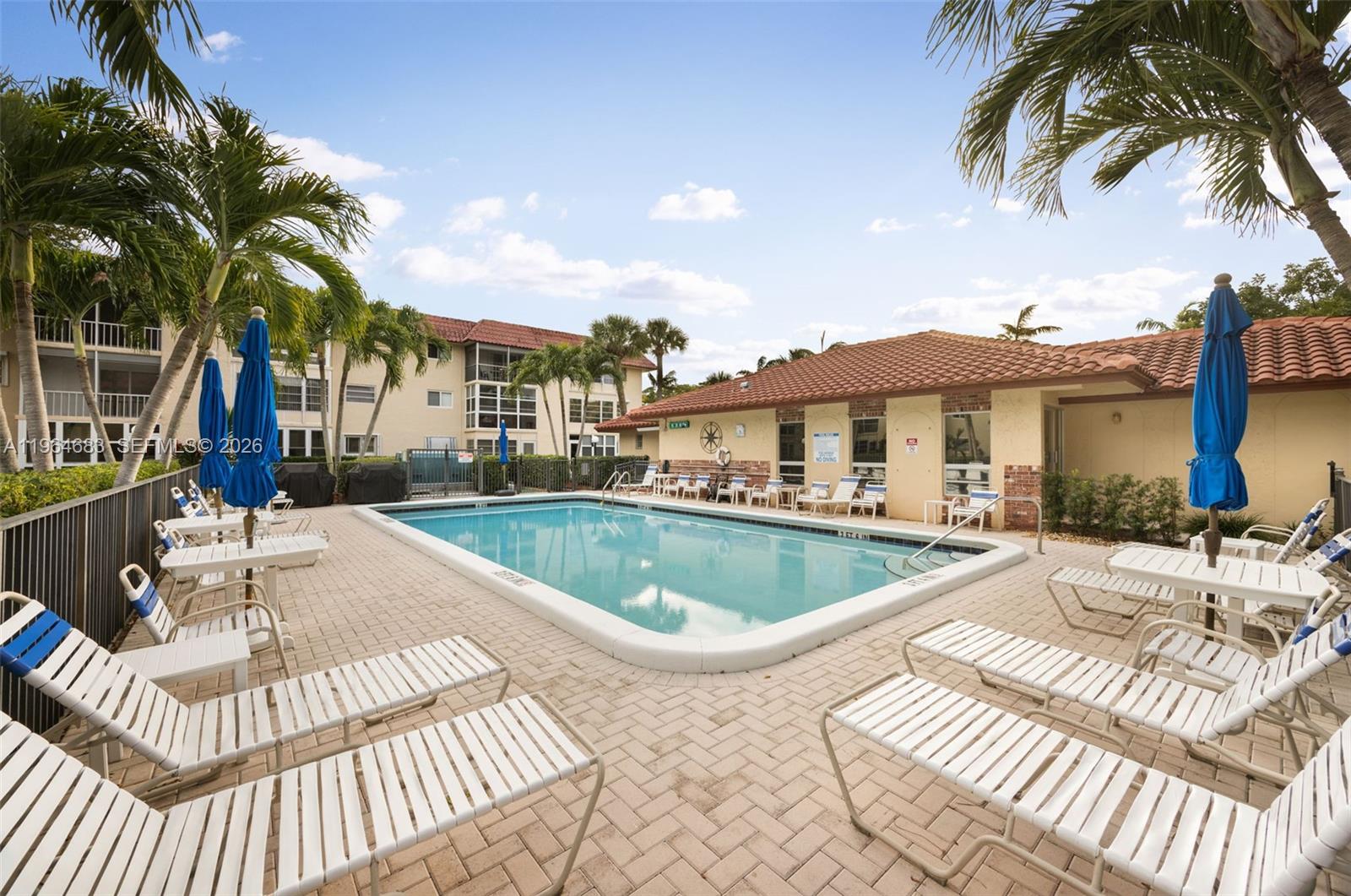 SOUTH GARDEN CONDO OF DEE - Residential