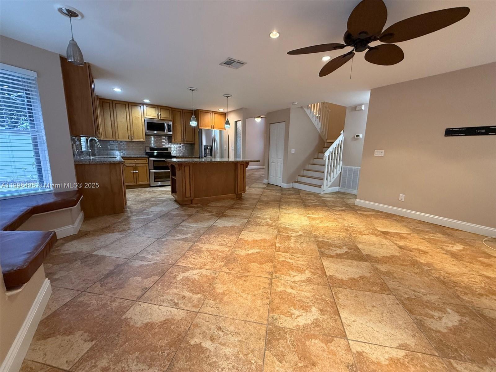 NAUTICA 1 - Residential Lease