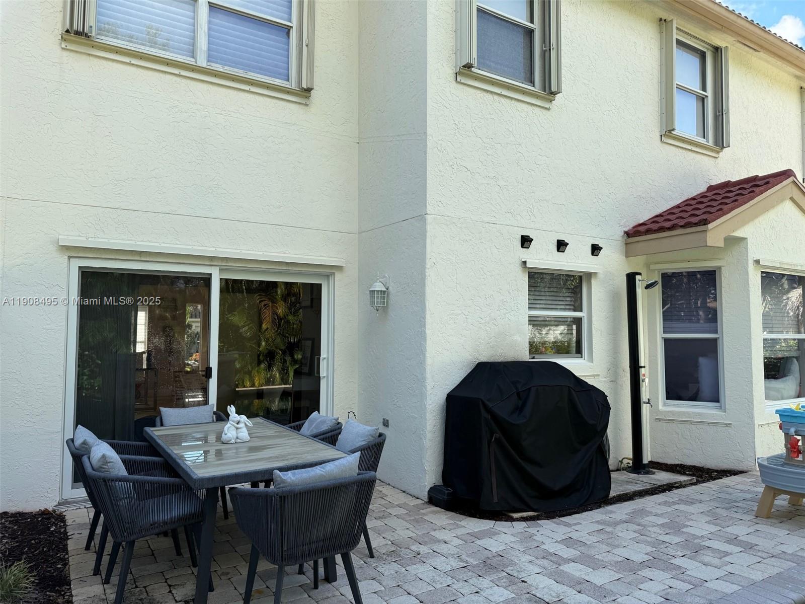 NAUTICA 1 - Residential Lease