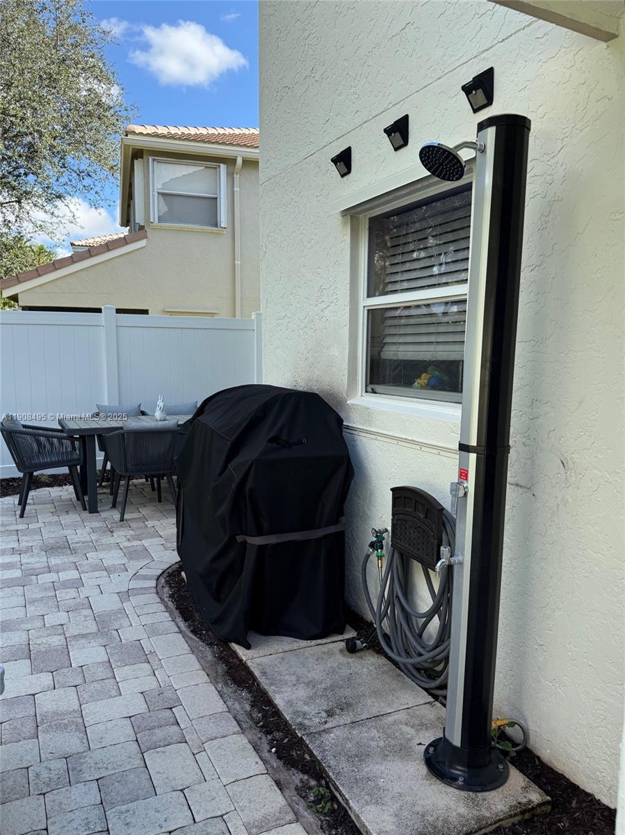 NAUTICA 1 - Residential Lease