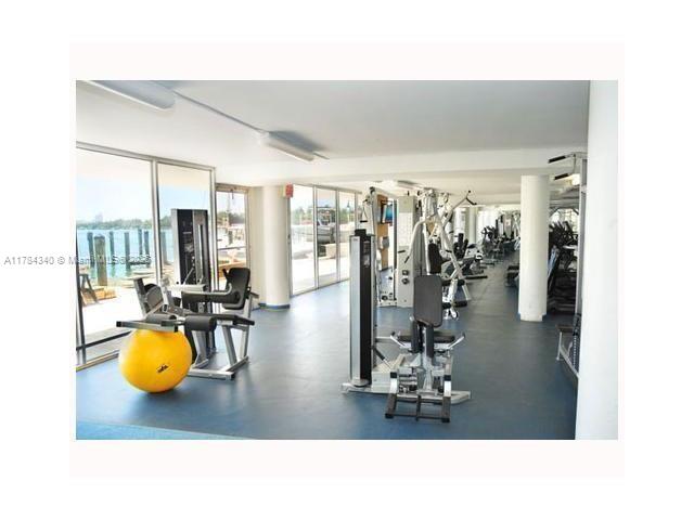 KING COLE CONDO - Residential