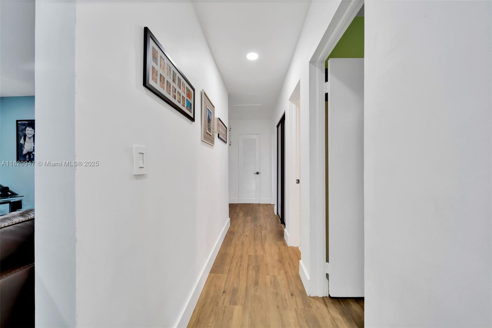 KENDALE LAKES SEC EIGHT - Residential