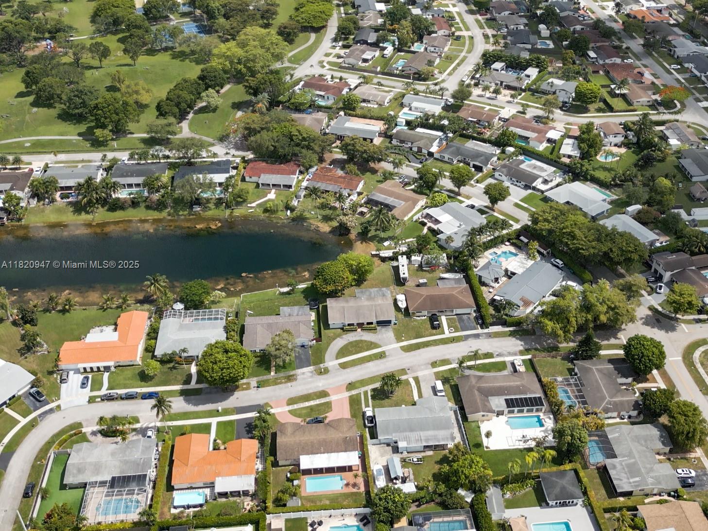 KENDALE LAKES SEC EIGHT - Residential