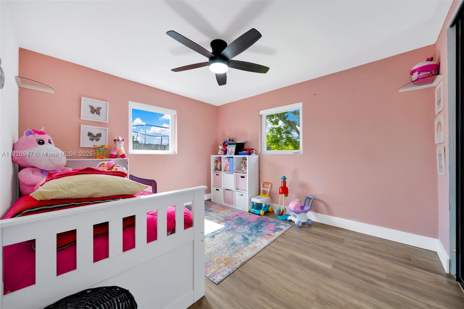 KENDALE LAKES SEC EIGHT - Residential