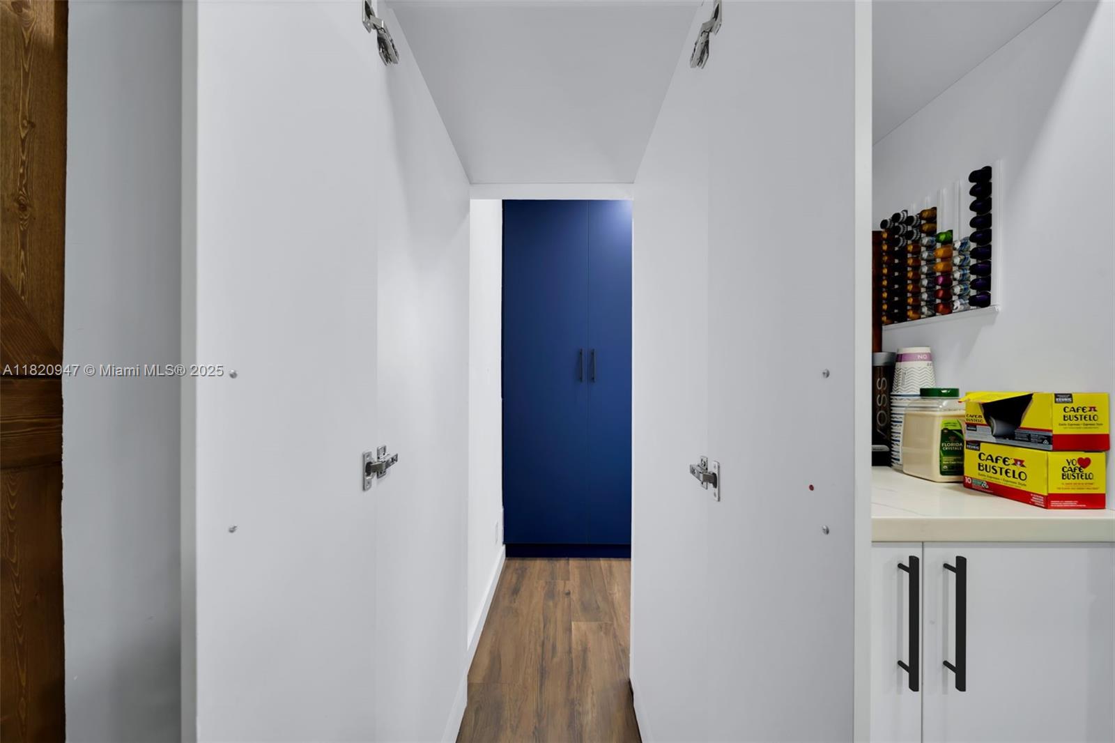 KENDALE LAKES SEC EIGHT - Residential