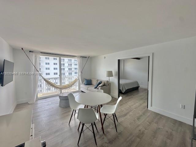 THE PRESIDENTIAL CONDO - Residential