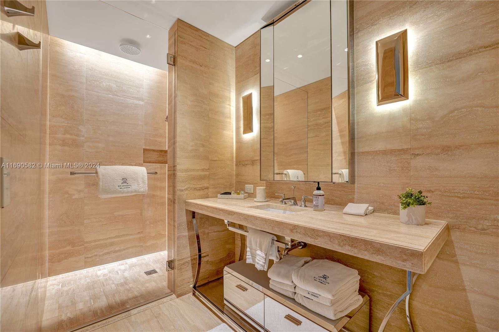 BAL HARBOUR CENTER CONDO - Residential Lease