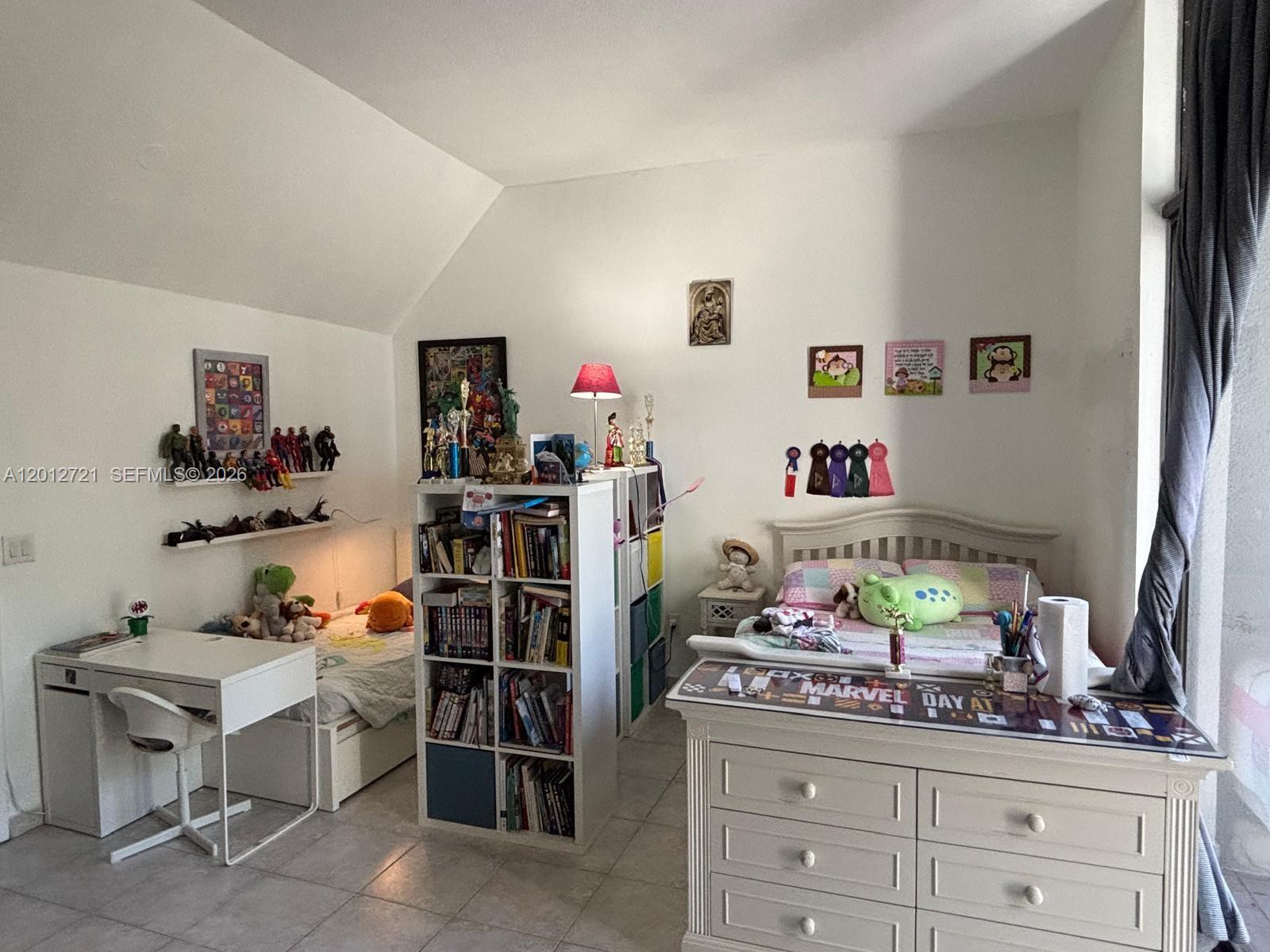 ADMIRALS PORT TOWNHOMES C - Residential Lease