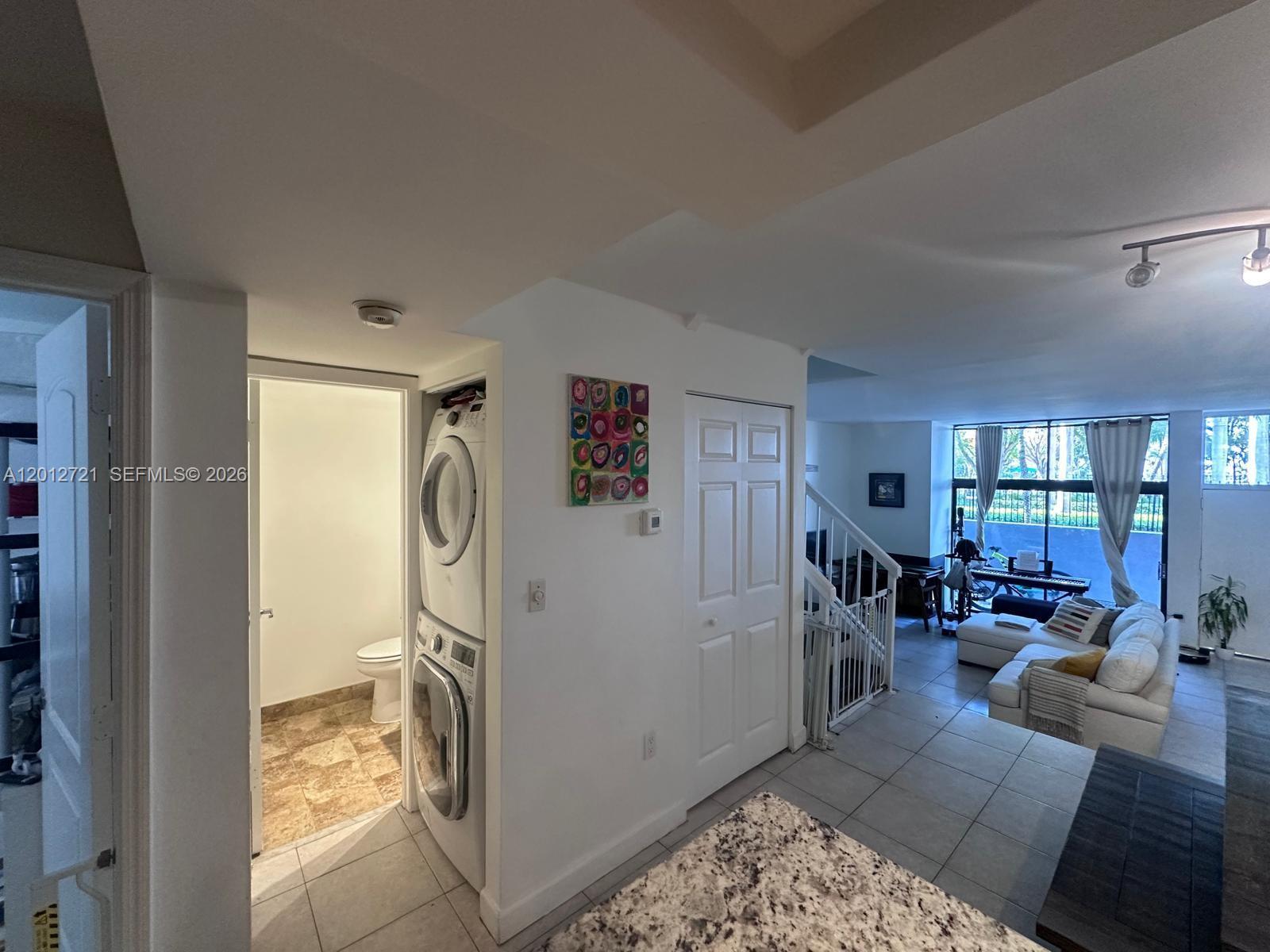 ADMIRALS PORT TOWNHOMES C - Residential Lease
