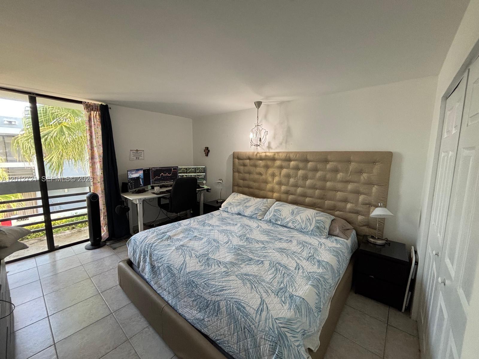 ADMIRALS PORT TOWNHOMES C - Residential Lease
