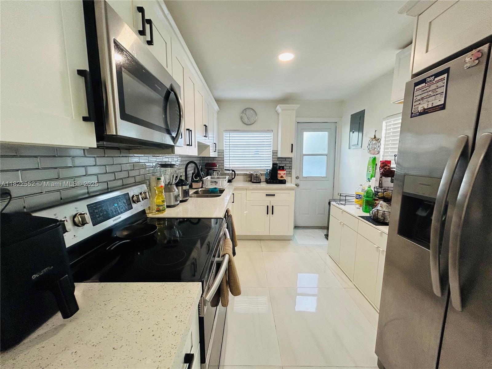 2376 NW 55th St