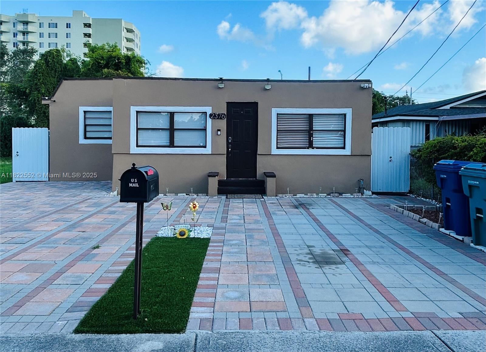 Property for Sale at 2376 Nw 55th St, Miami, Broward County, Florida - Bedrooms: 4 
Bathrooms: 2  - $445,000