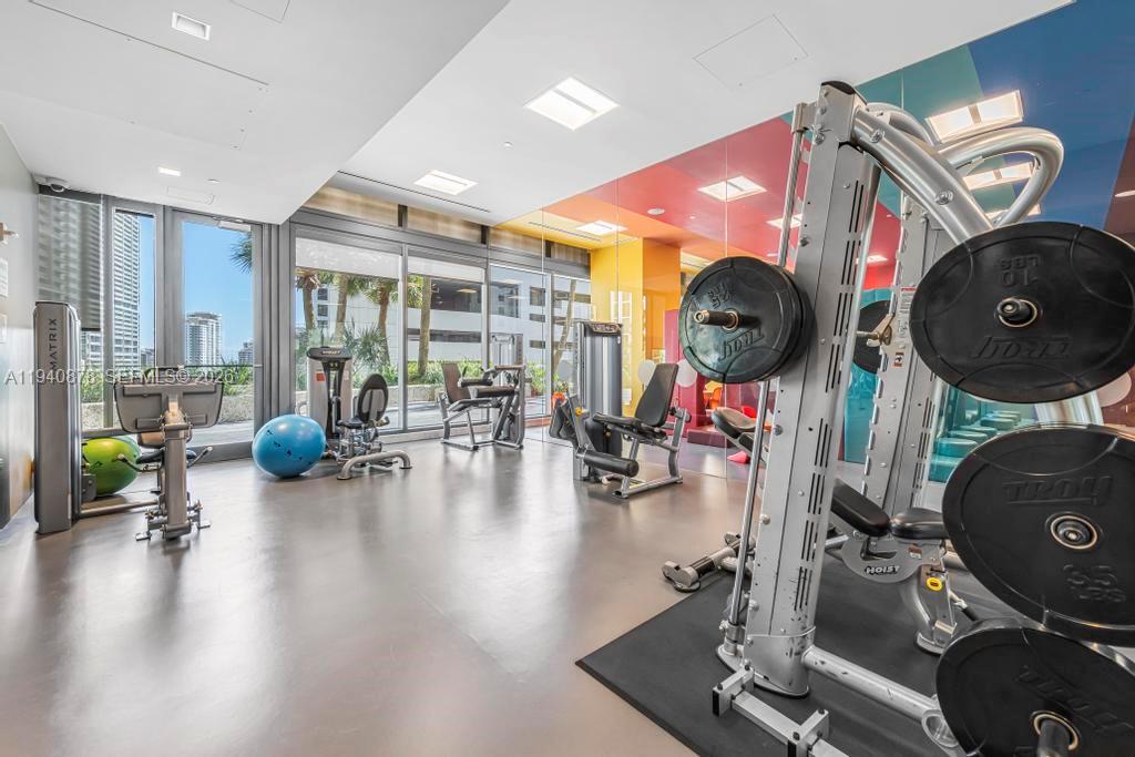 REACH CONDO - Residential