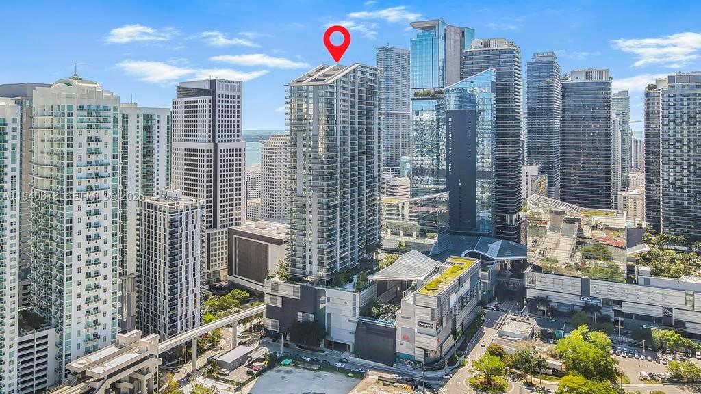 REACH CONDO - Residential