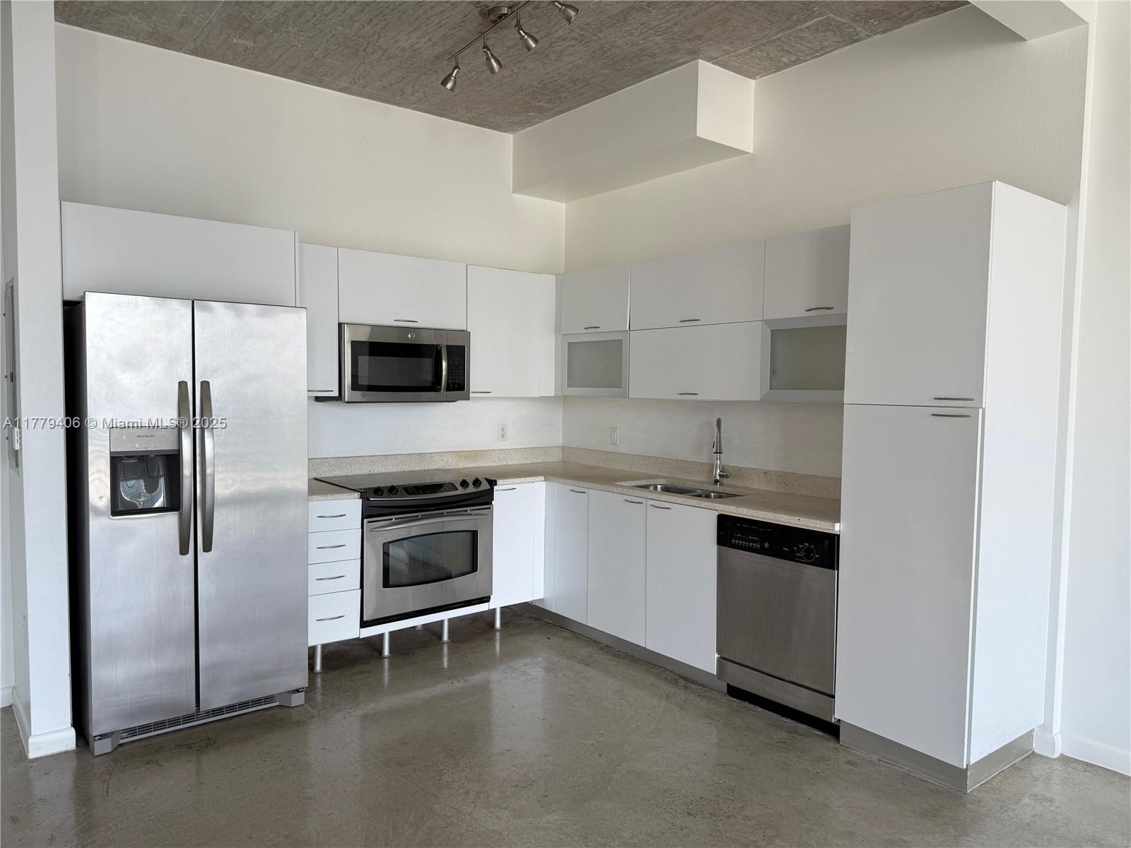 234 Ne 3rd St 1205, Miami, Broward County, Florida - 1 Bedrooms  
1 Bathrooms - 