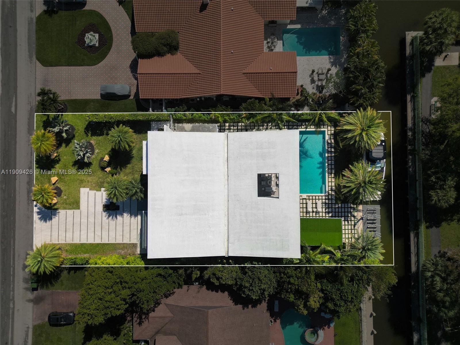 GOLDEN ISLES ESTATES - Residential Lease