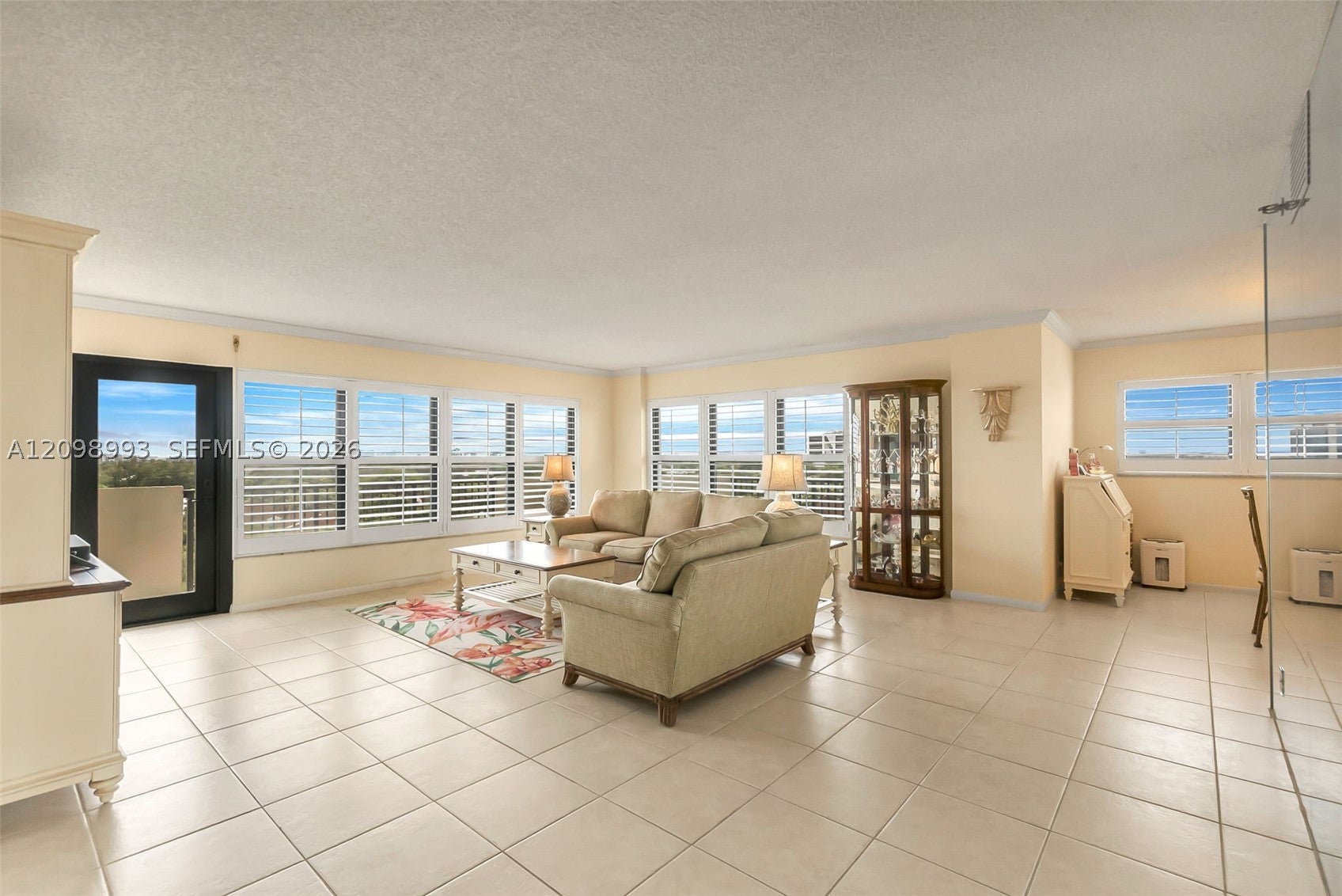 3200 Port Royale Dr N 806