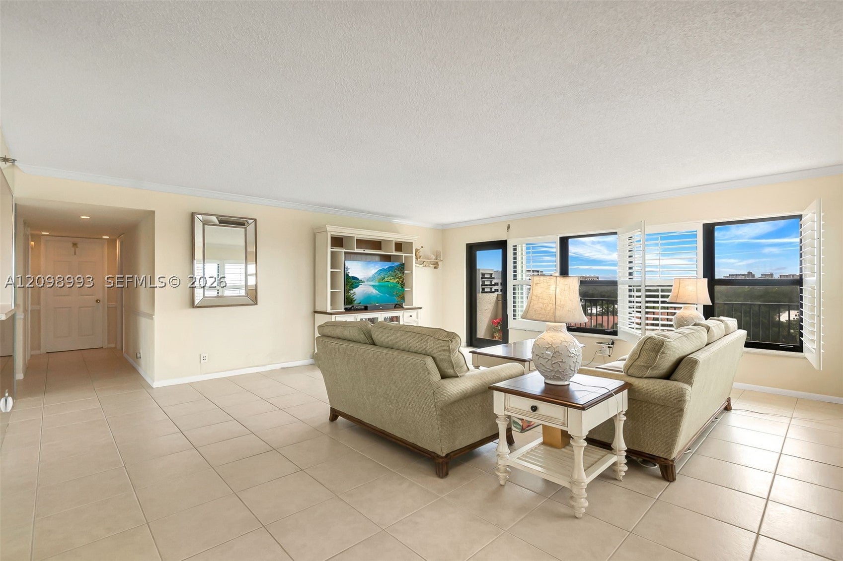 3200 Port Royale Dr N 806