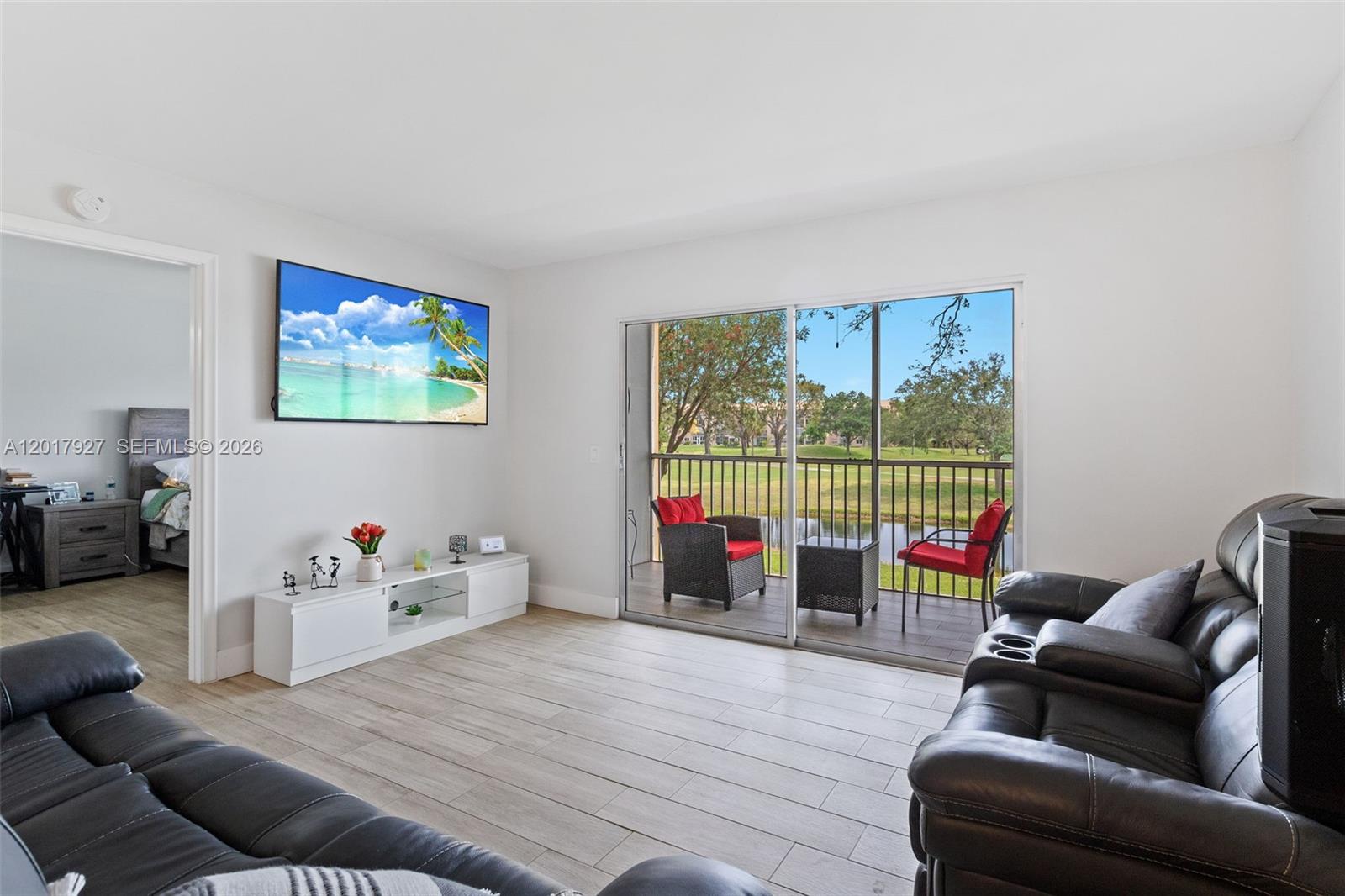 CAMBRIDGE AT CENTURY VILL - Residential