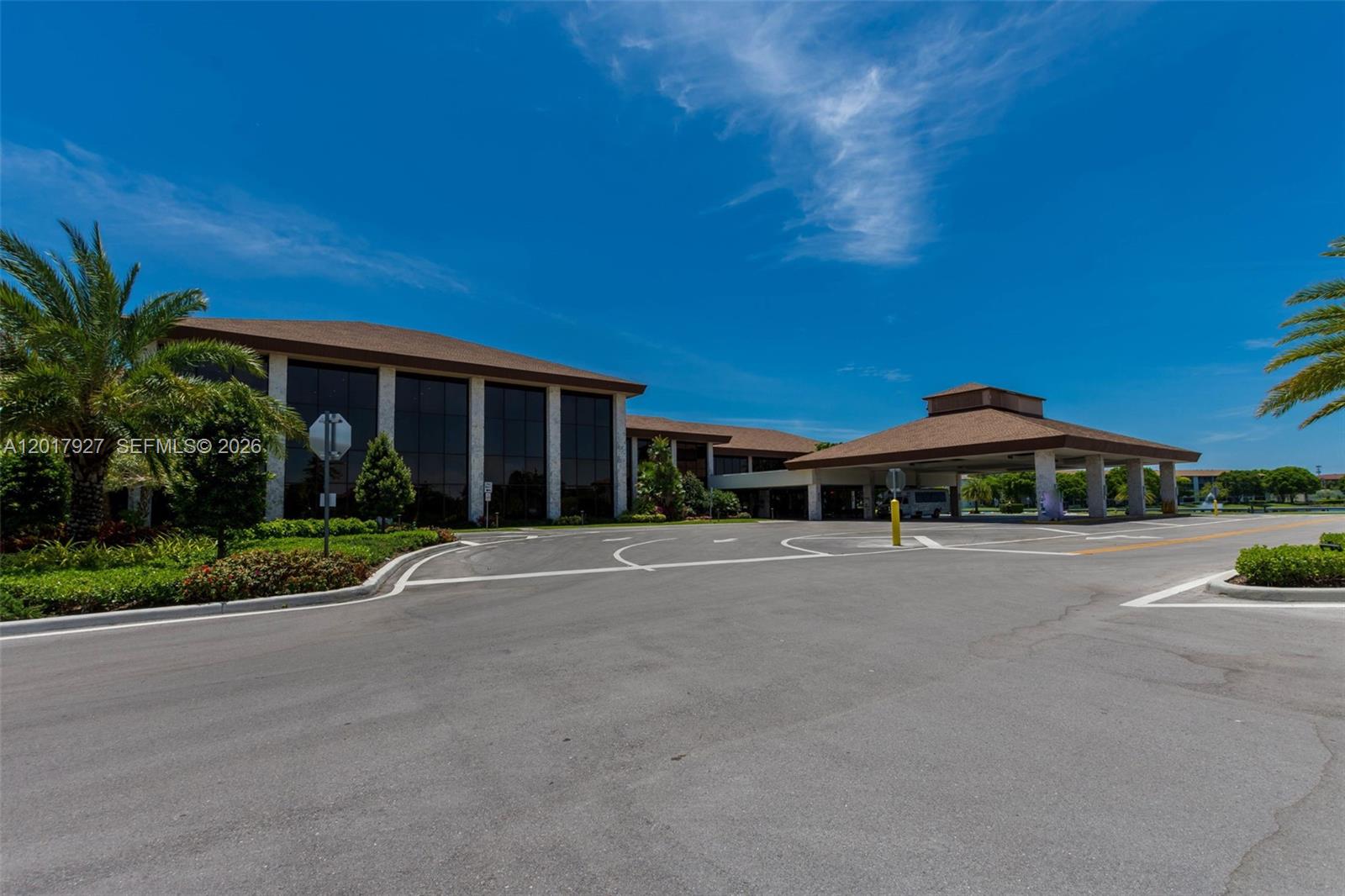 CAMBRIDGE AT CENTURY VILL - Residential