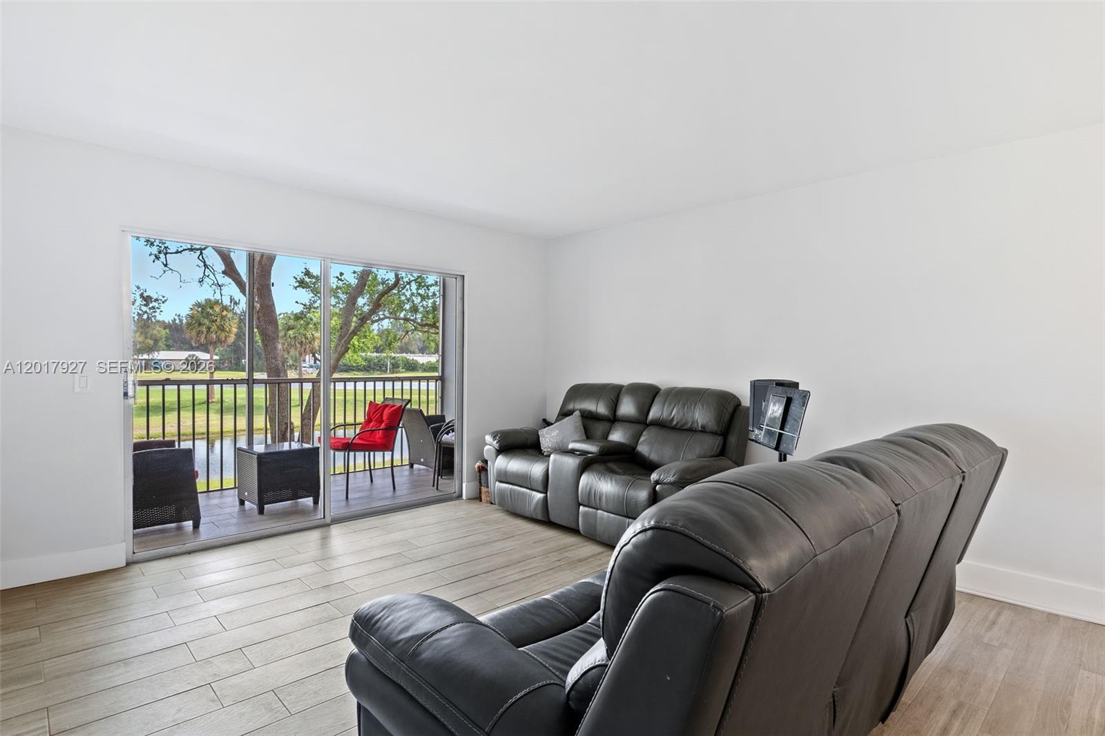 CAMBRIDGE AT CENTURY VILL - Residential