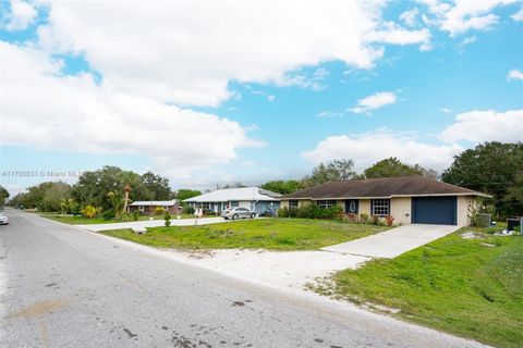 A home in Okeechobee