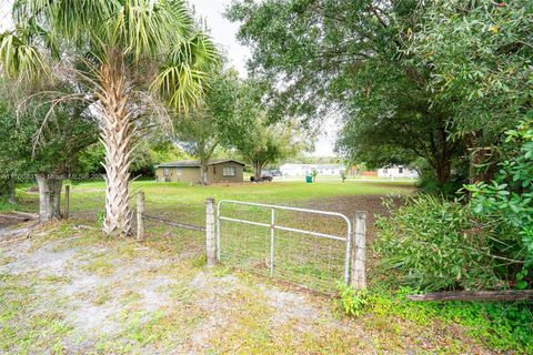 A home in Okeechobee