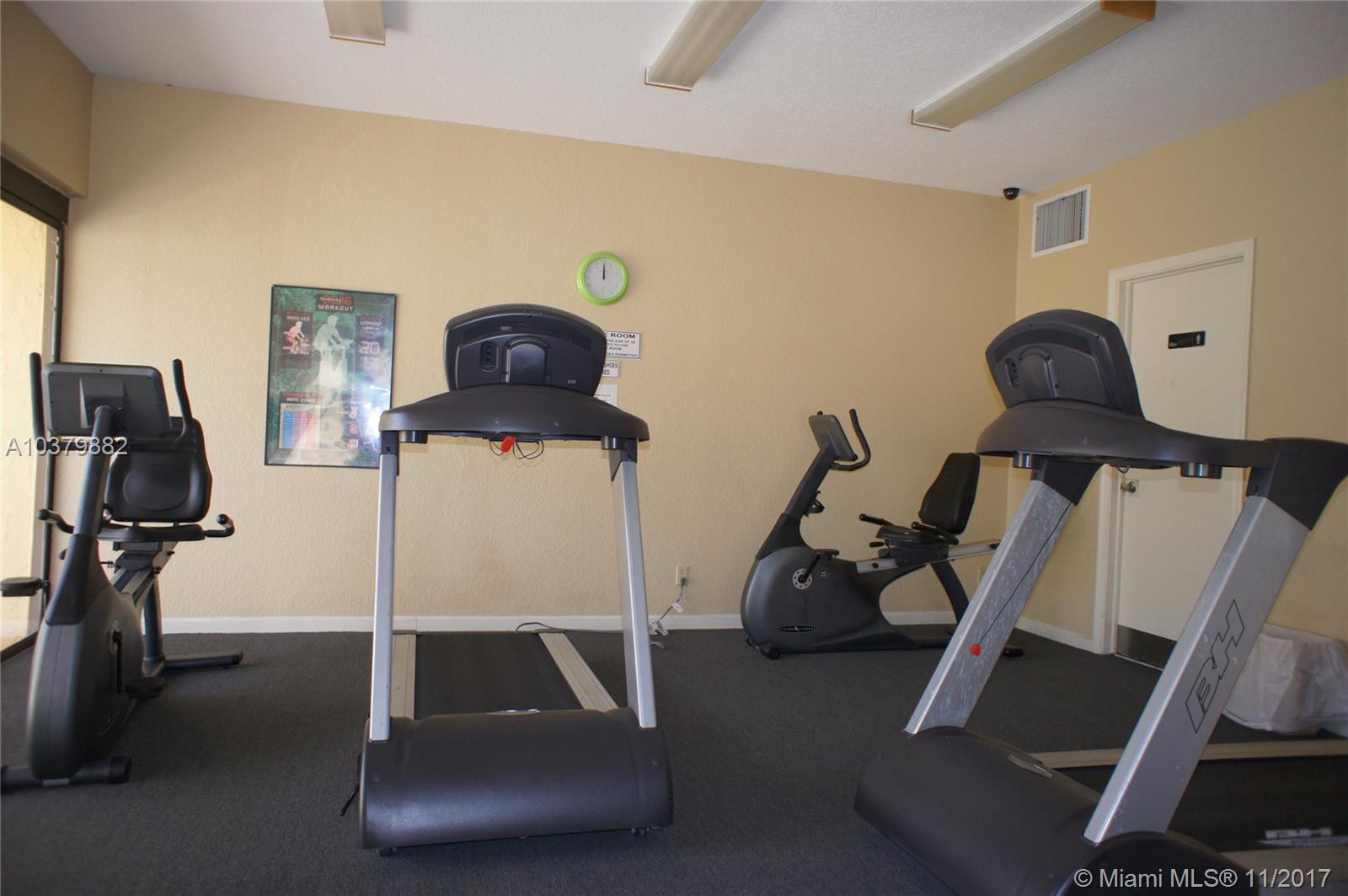 ISLAND CLUB 2 CONDO - Residential Lease