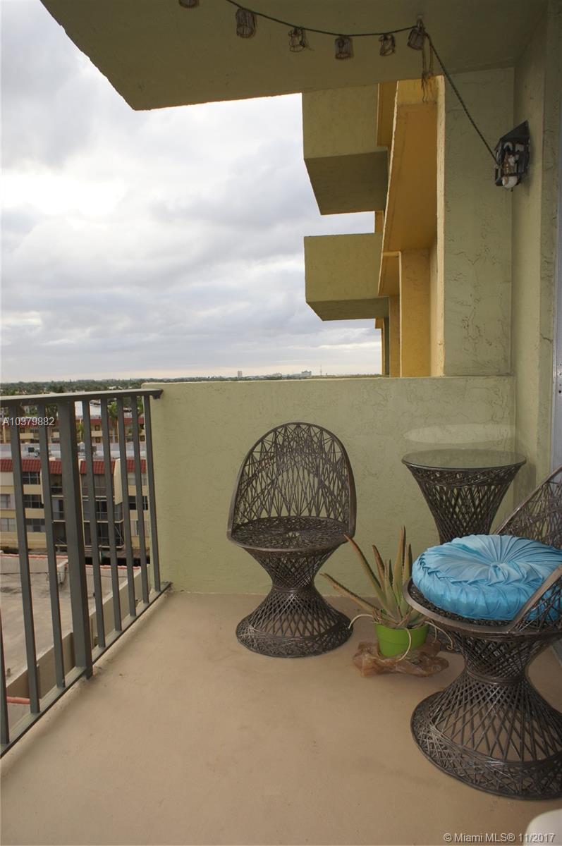 ISLAND CLUB 2 CONDO - Residential Lease
