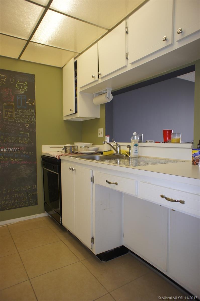 ISLAND CLUB 2 CONDO - Residential Lease