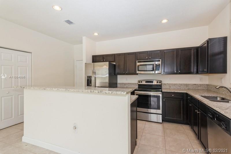 GARDEN ESTATES AT THE HAM - Residential