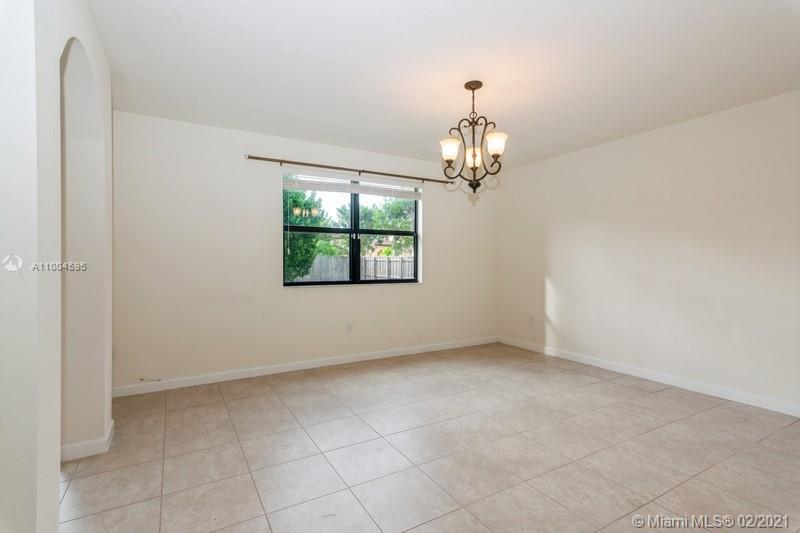 GARDEN ESTATES AT THE HAM - Residential