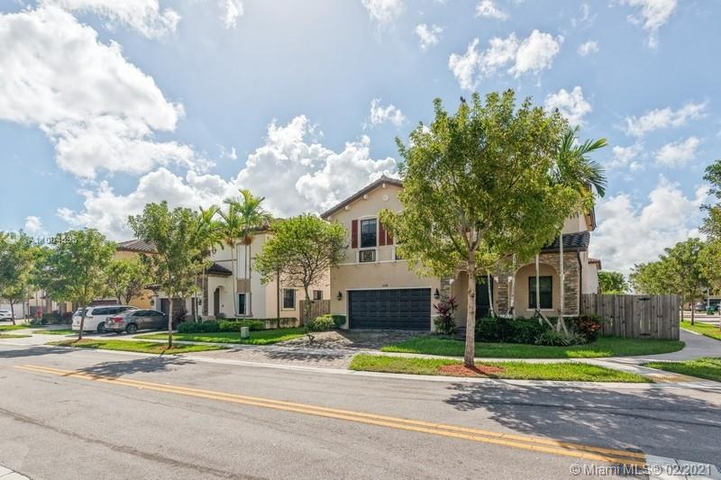 GARDEN ESTATES AT THE HAM - Residential