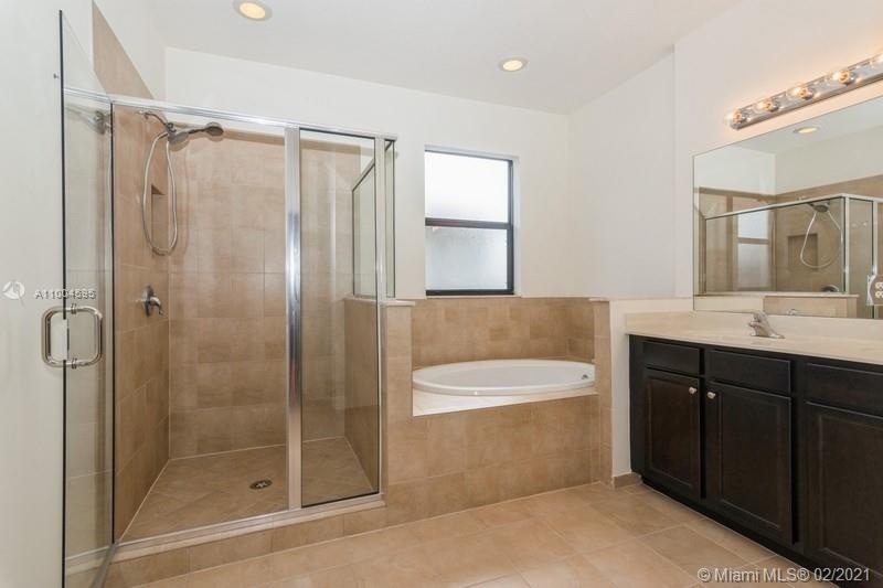 GARDEN ESTATES AT THE HAM - Residential