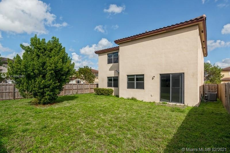 GARDEN ESTATES AT THE HAM - Residential