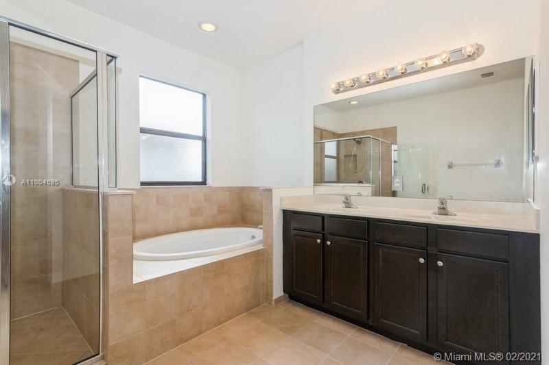 GARDEN ESTATES AT THE HAM - Residential