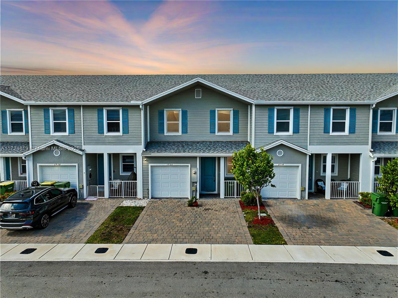 Property for Sale at 1720 Se 9th Ave, Homestead, Miami-Dade County, Florida - Bedrooms: 3 
Bathrooms: 3  - $374,000